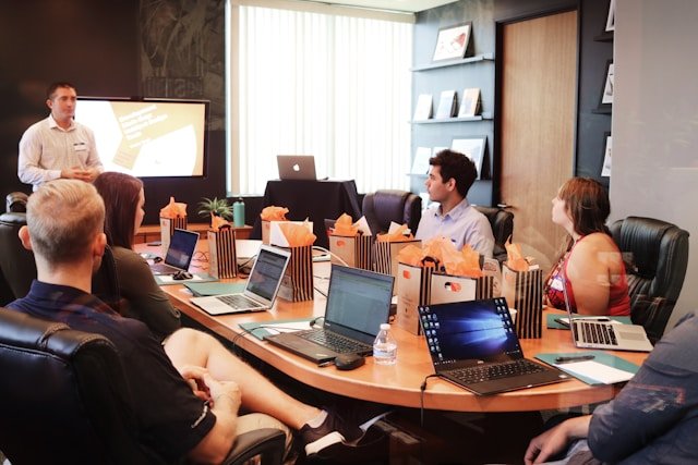 Retargeting funnel workflow on a laptop screen